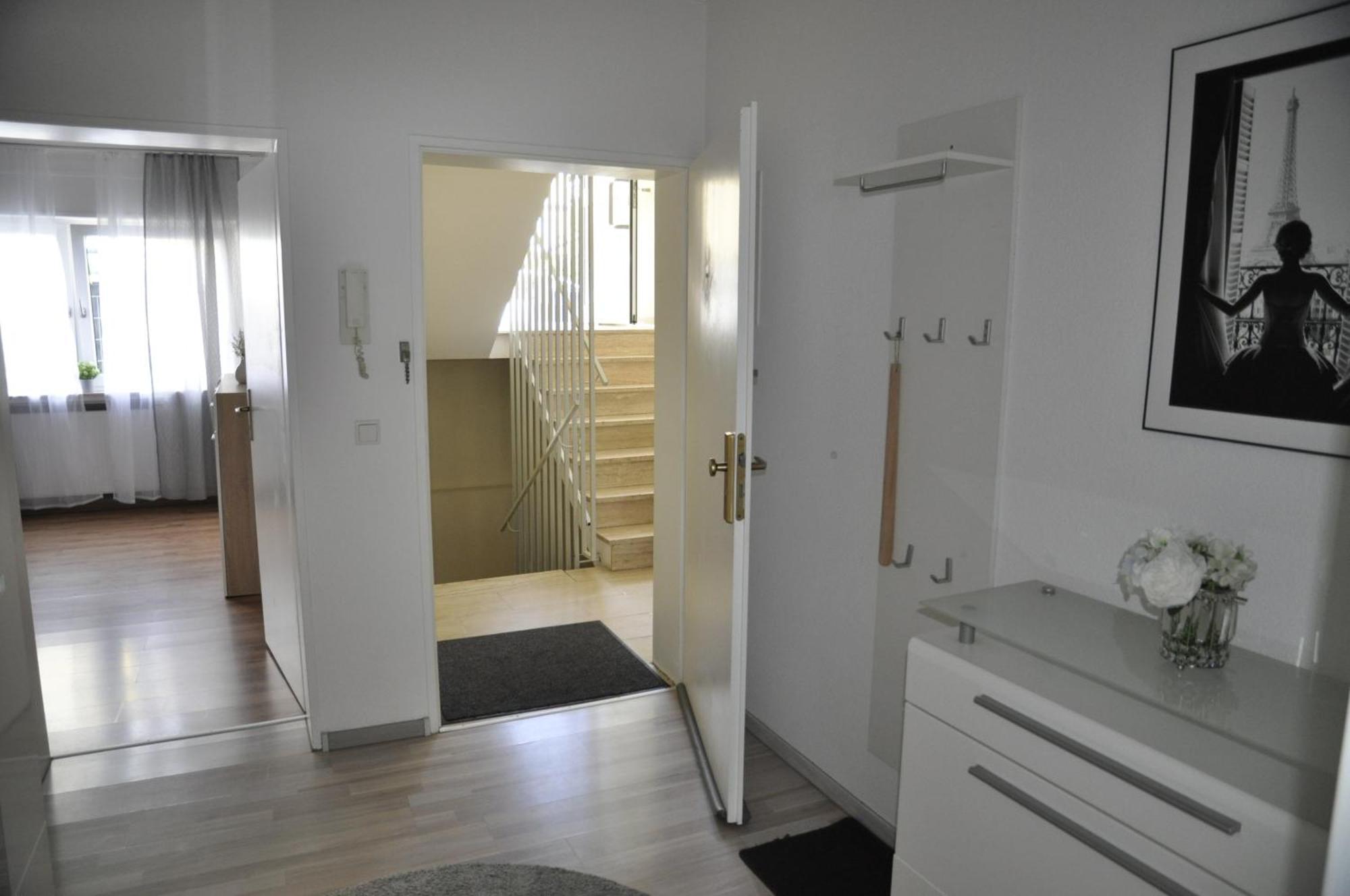 Kurstadt Apt Moderne 2Zkb Balkon-Pkw- Stellplatz Check-In 7-24 H Bad Nauheim Exterior photo