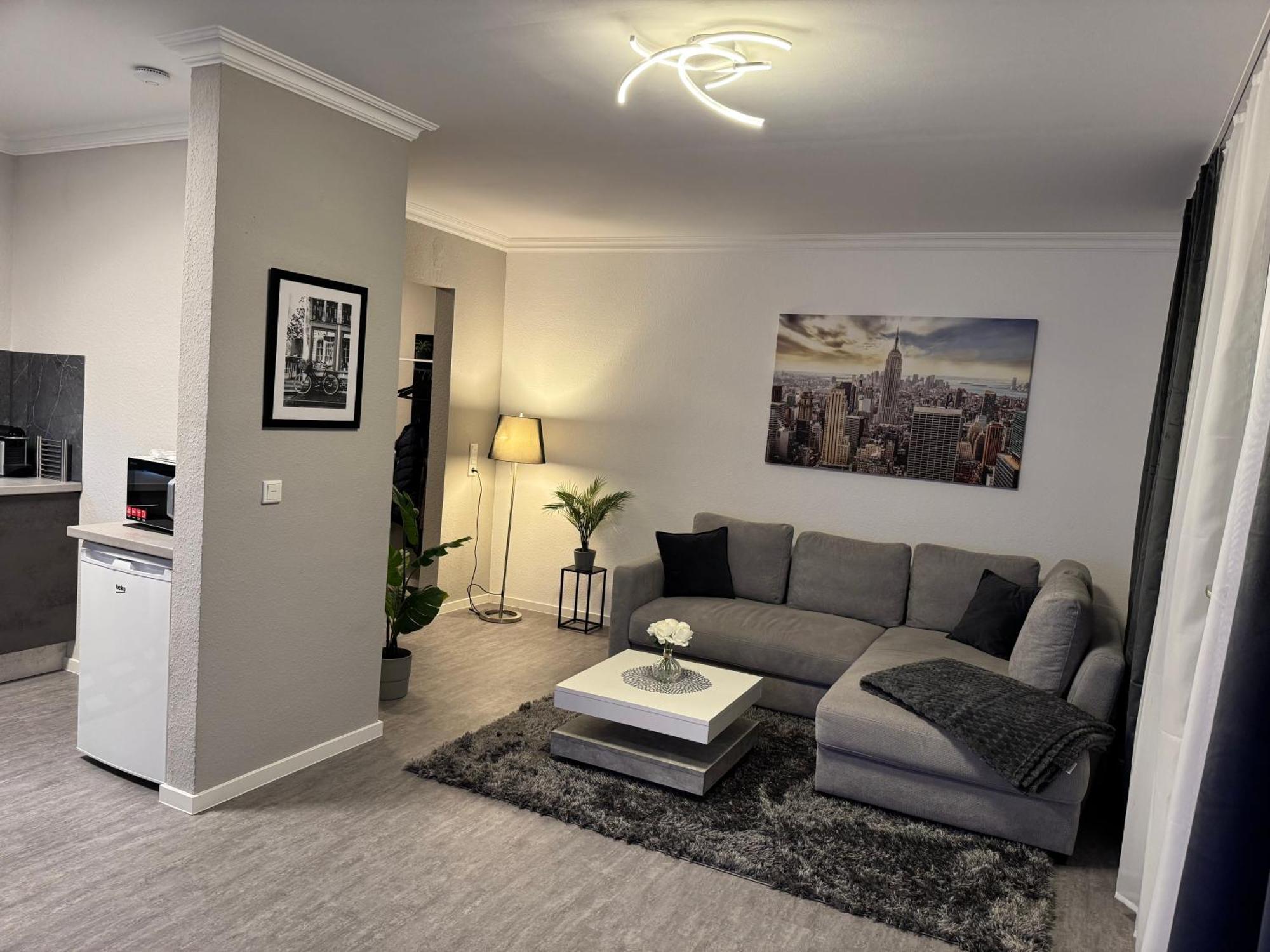 Kurstadt Apt Moderne 2Zkb Balkon-Pkw- Stellplatz Check-In 7-24 H Bad Nauheim Exterior photo
